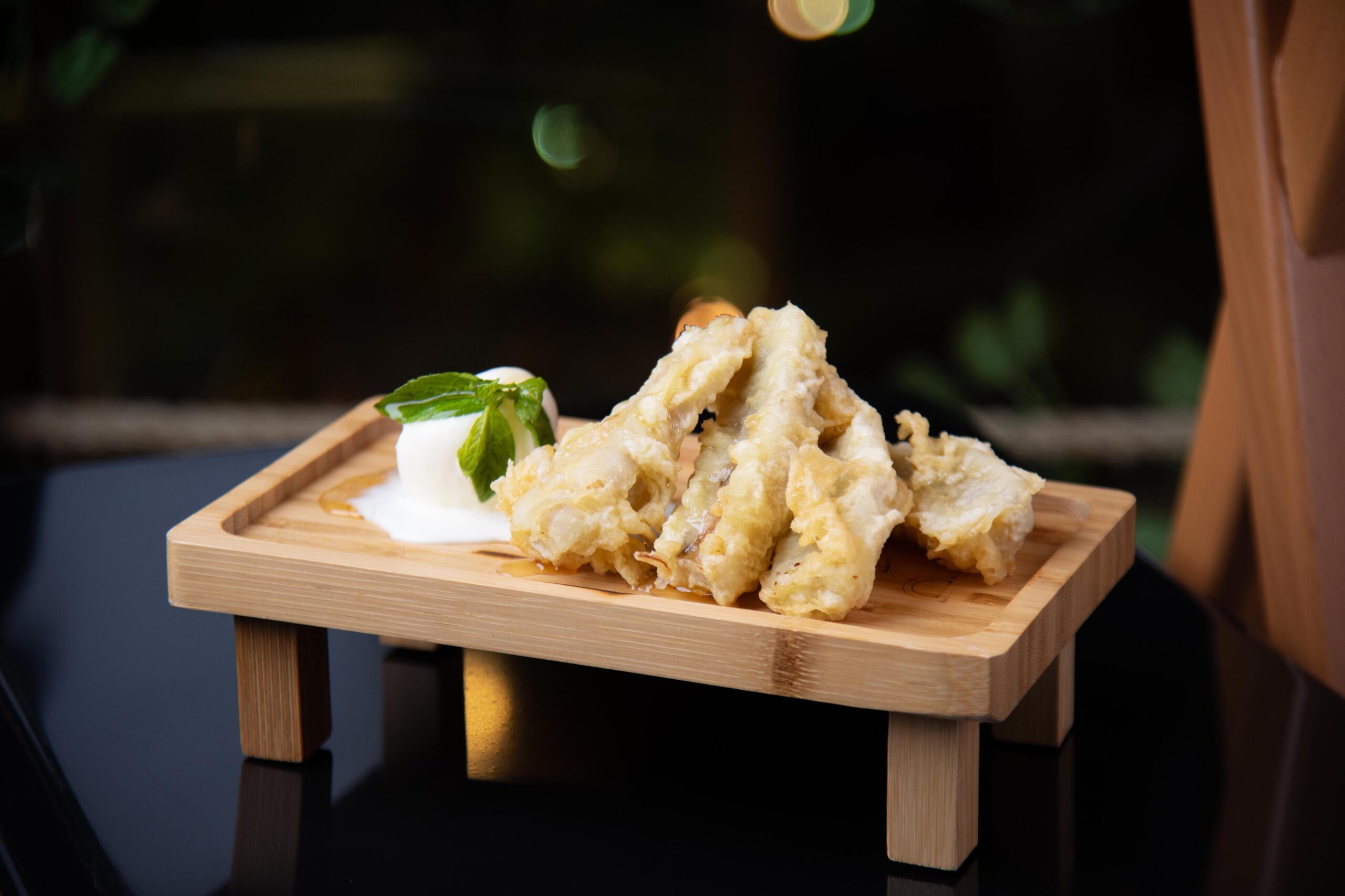 حفلة لـ 3 أشخاص